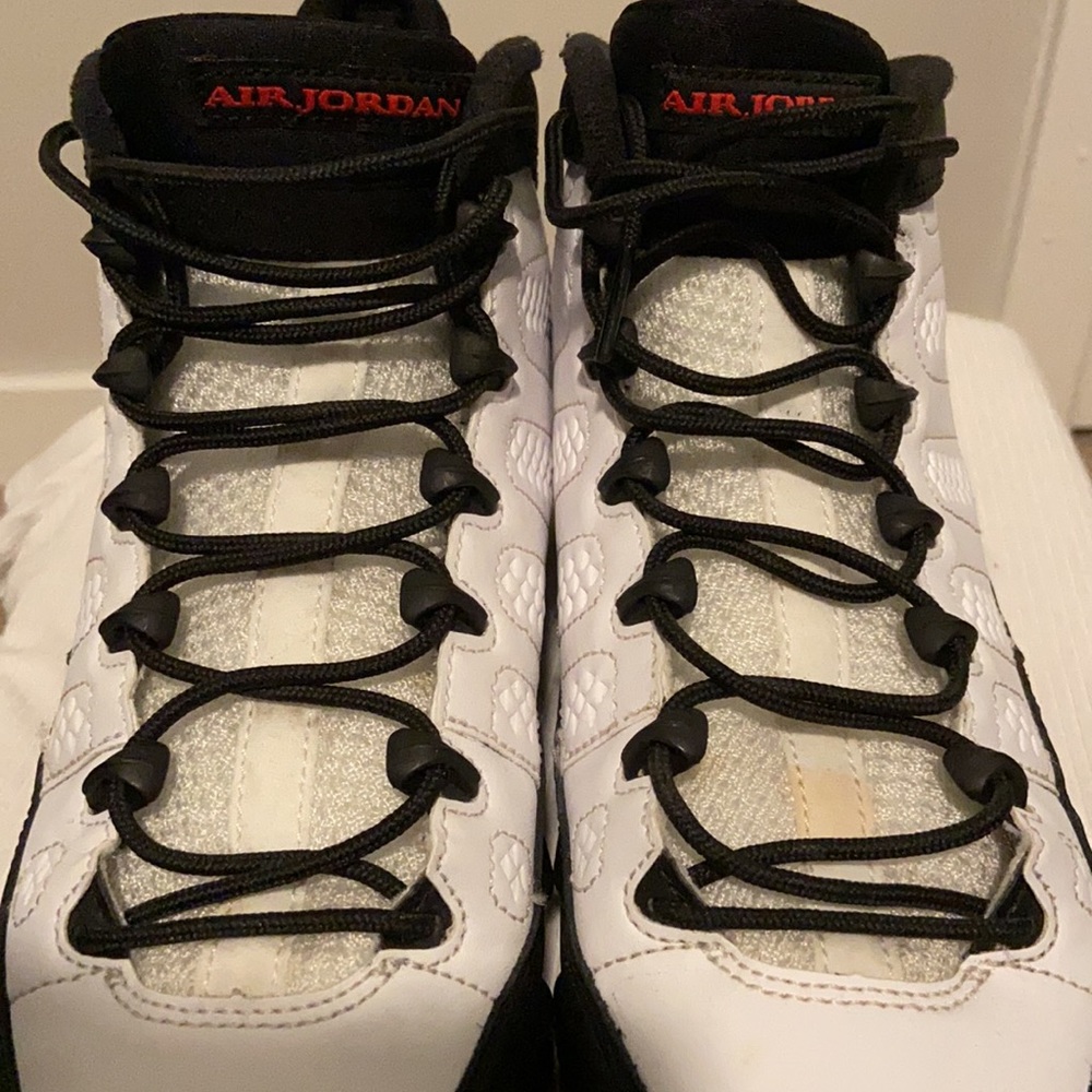 Jordan Retro 9 Space Jam - Picture 2 of 4